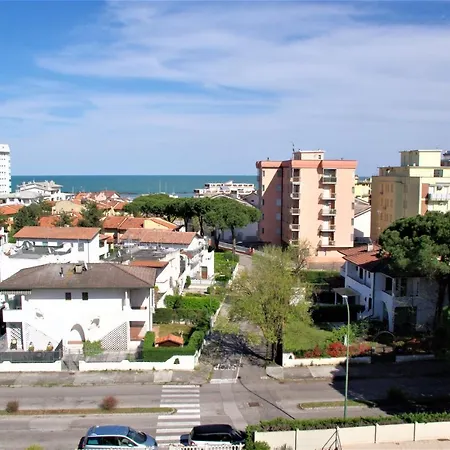 Elena Attico Con Terrazza, Solarium Vista Mare E Piscina Condominiale *