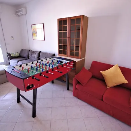 Elena Attico Con Terrazza, Solarium Vista Mare E Piscina Condominiale شقة