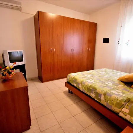 Apartment Elena Attico Con Terrazza, Solarium Vista Mare E Piscina Condominiale Lido di Pomposa